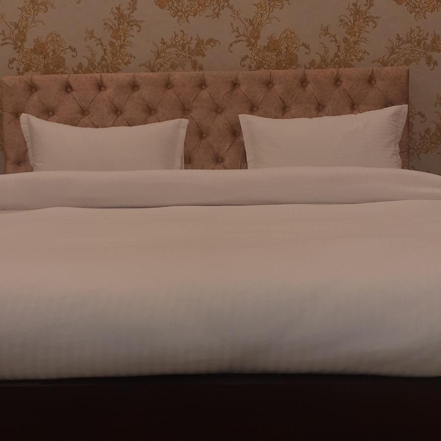 Triom Hotel Delhi  Kültér fotó
